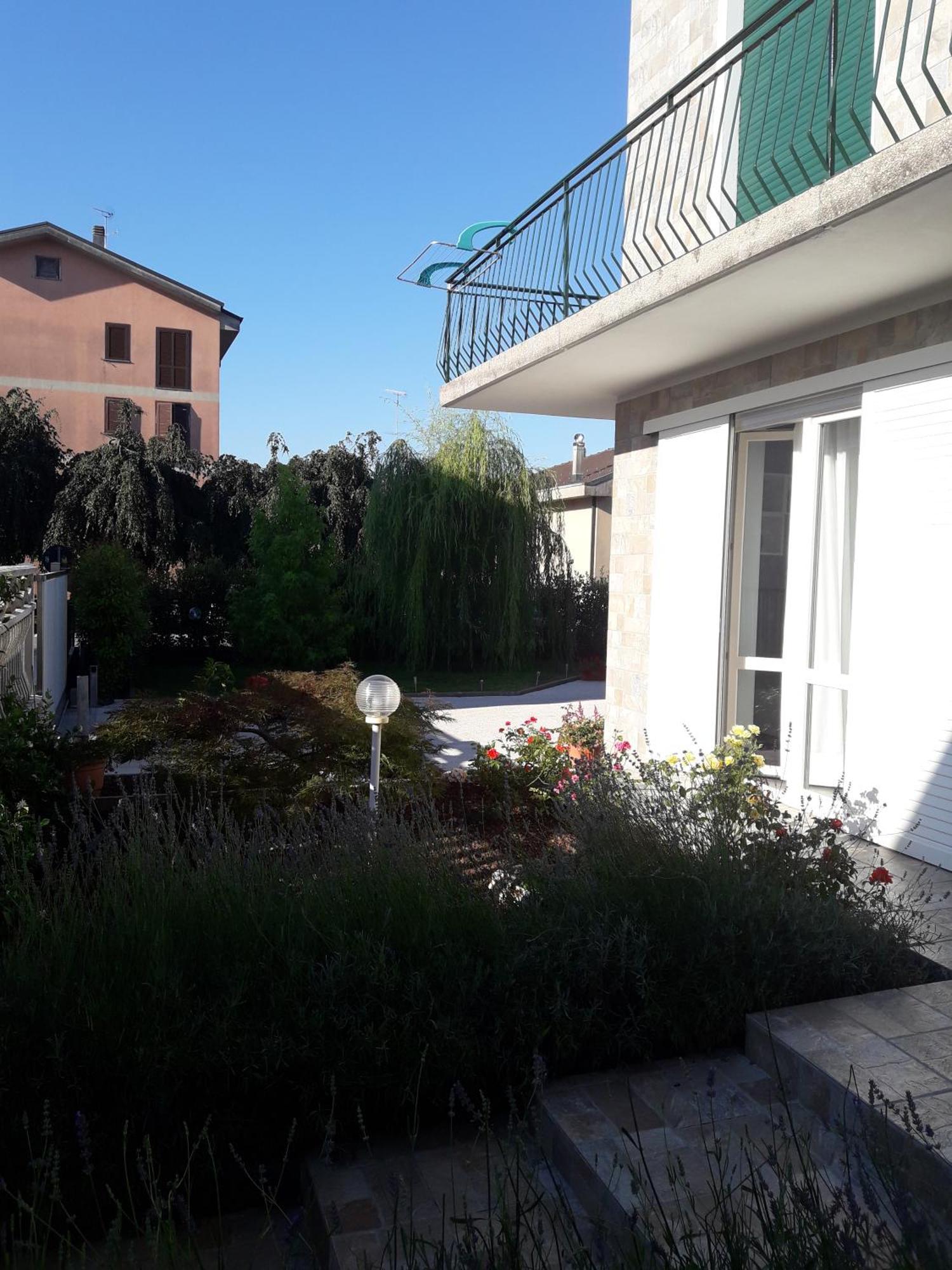 B&B Regina Бусто-Арсизио Экстерьер фото